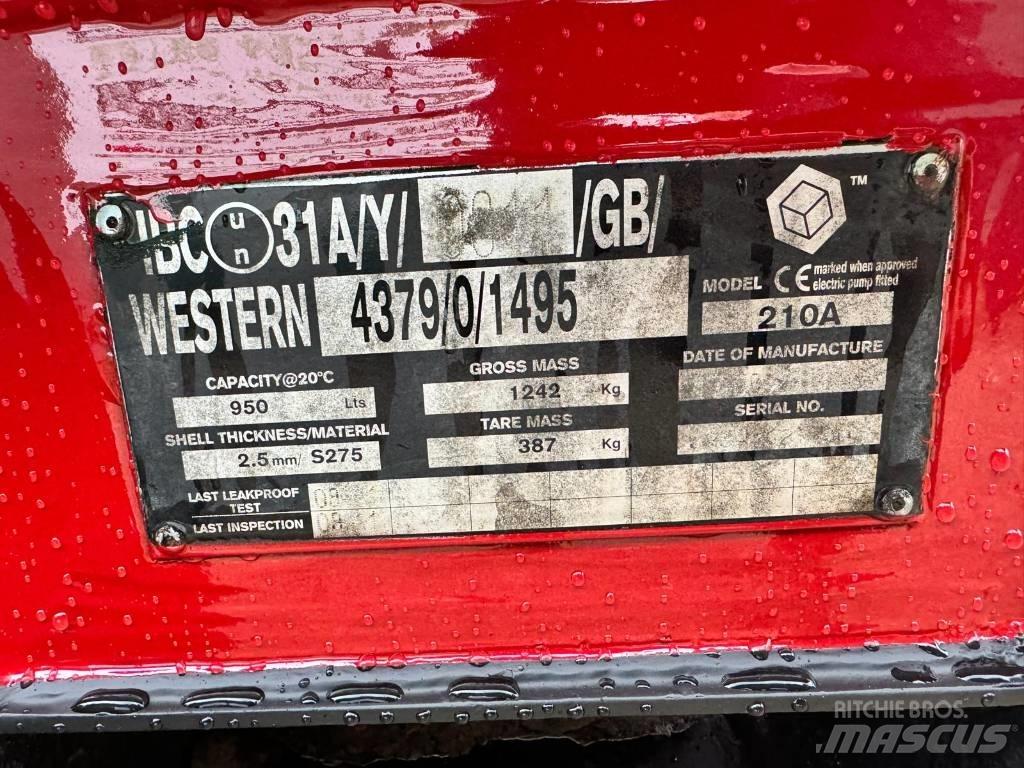 Western 950Litres Drivstoff og additiv tanker