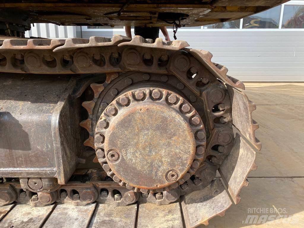 CAT 320B Beltegraver