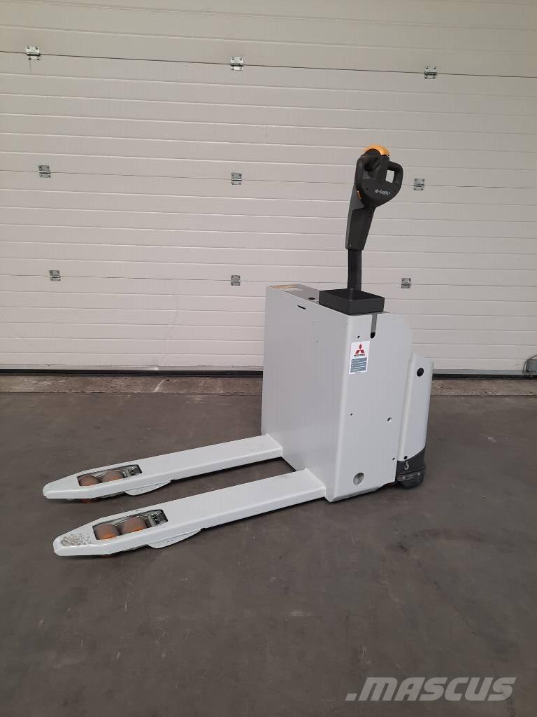 UniCarriers PLL180 Lavtløftende truck