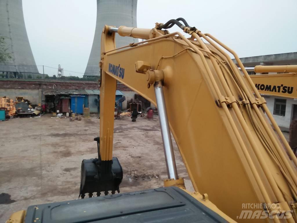 Komatsu PC 200-7 Beltegraver