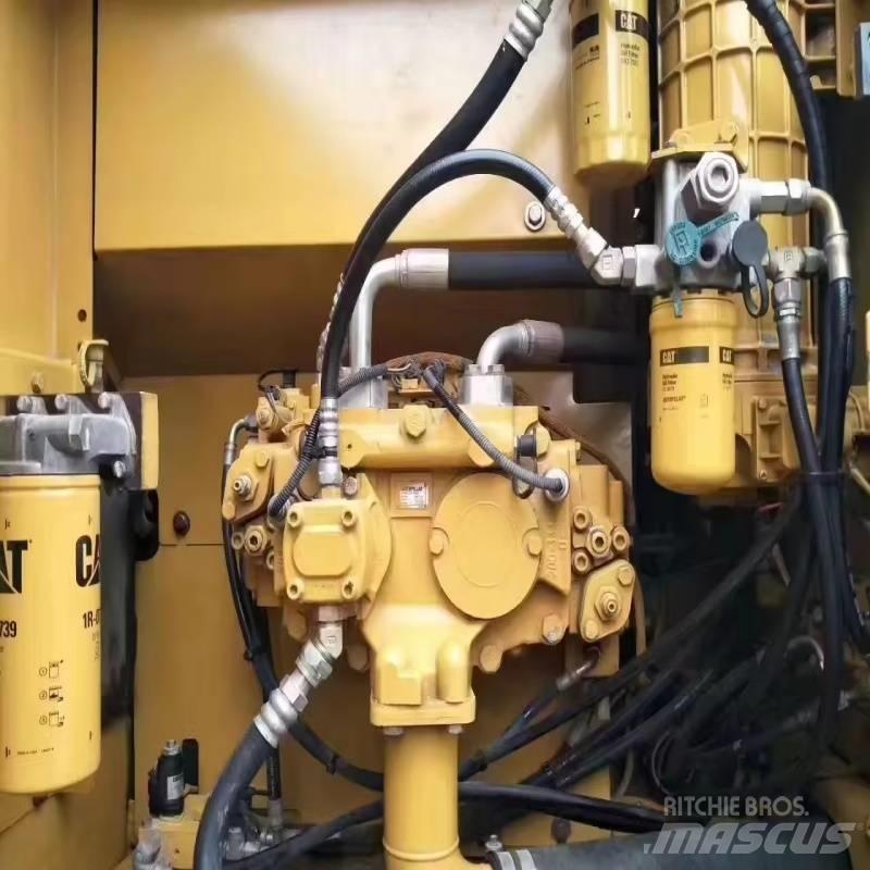 CAT 325 D Beltegraver