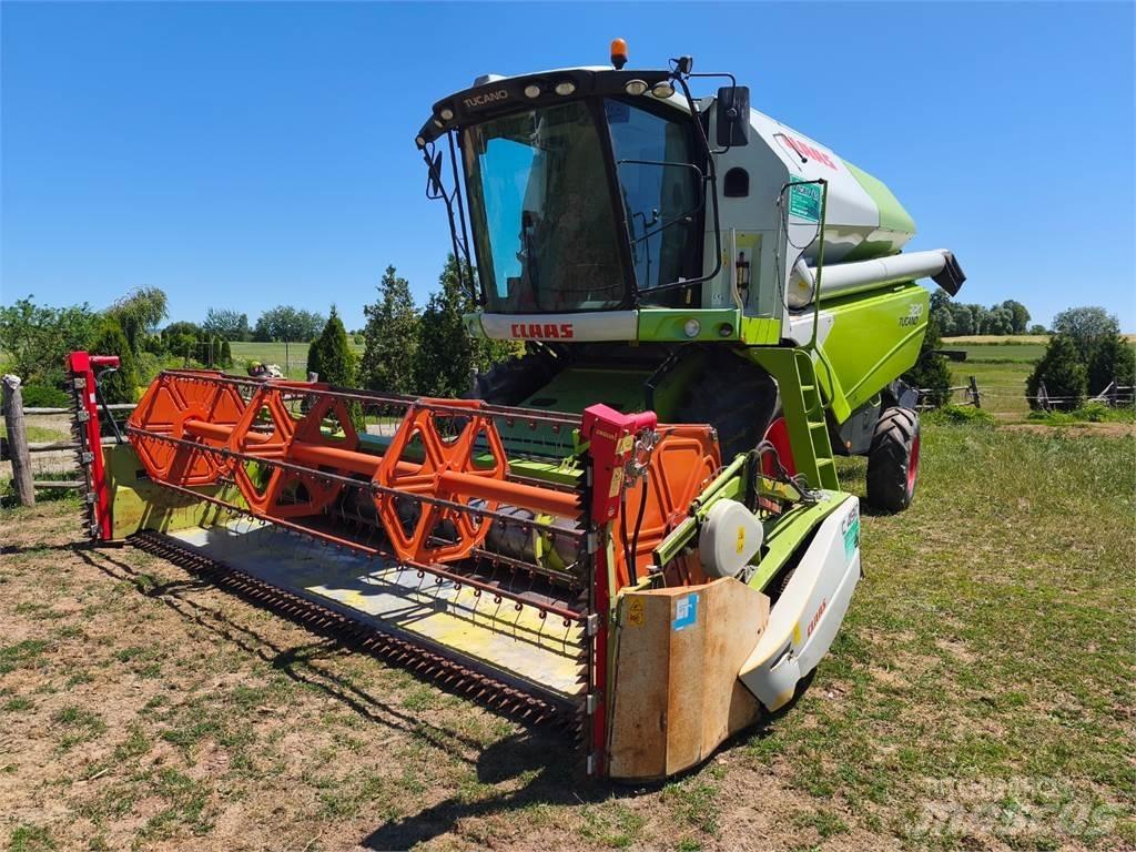Claas TUCANO 832 Anlegg - Annet