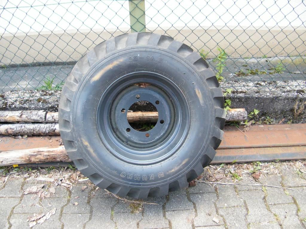 Kumho 12-16,5 Dekk, hjul og felger