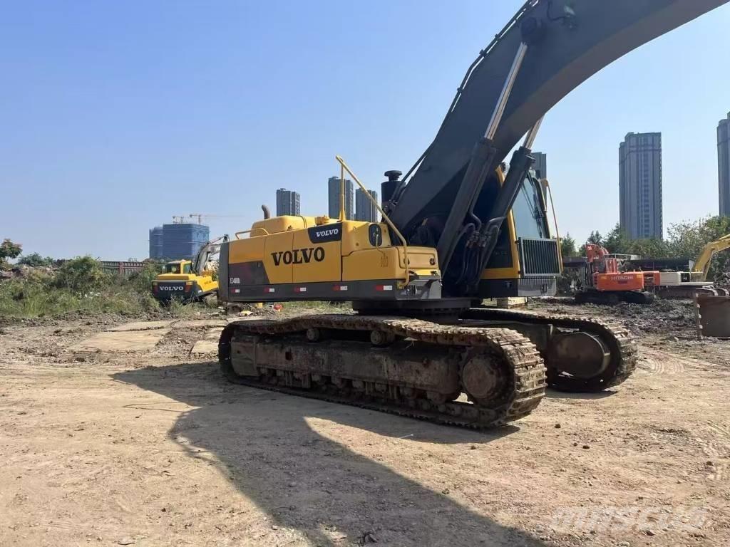 Volvo EC 460 B LC Beltegraver