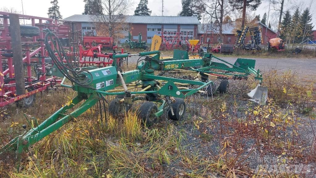 John Deere GA 6000 Svanser