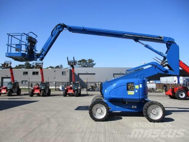 JLG 600 AJ (253) Selvgående bomlifter