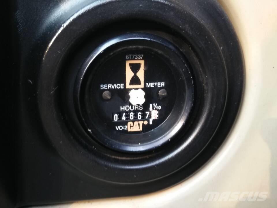 CAT 320 C Beltegraver