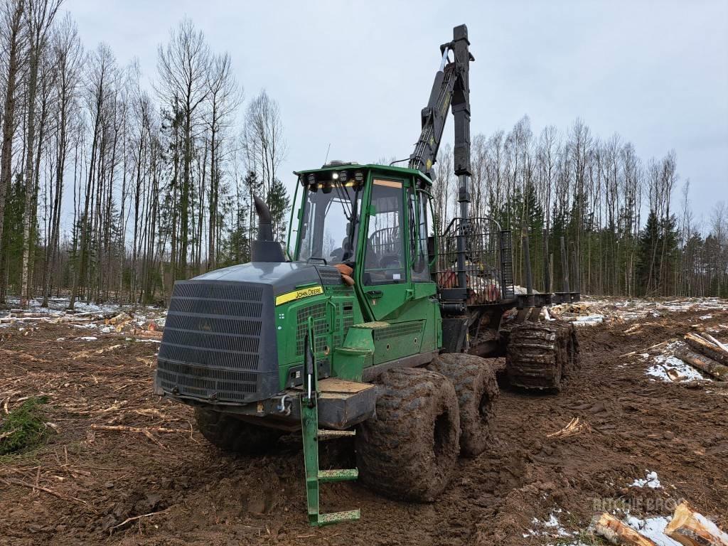John Deere 1210 G Lassbærere
