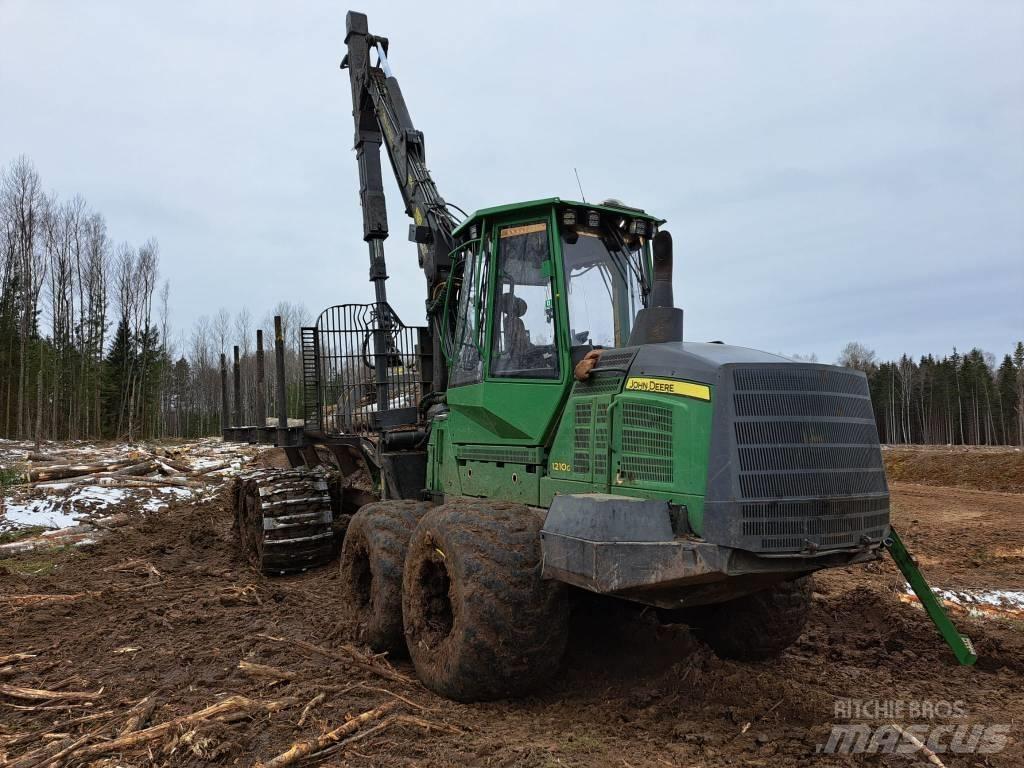 John Deere 1210 G Lassbærere