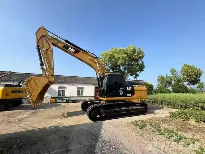 CAT 329 D Beltegraver