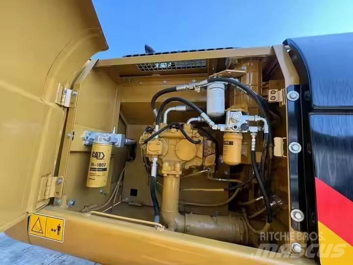 CAT 329 D Beltegraver
