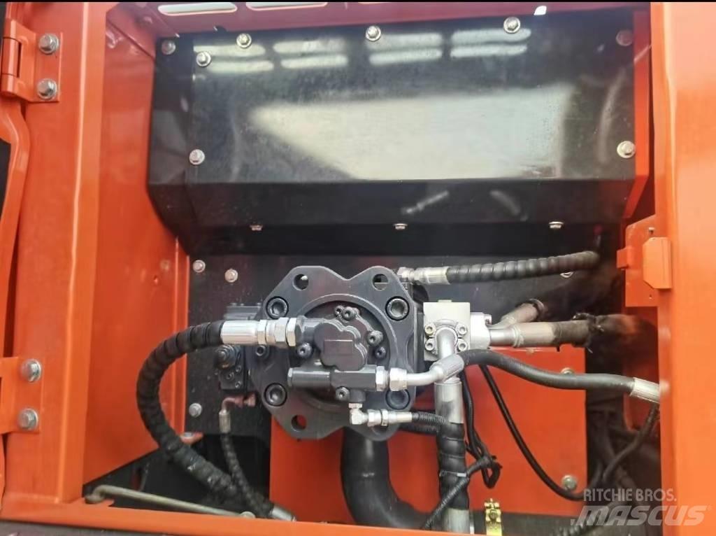 Doosan DX225 Beltegraver