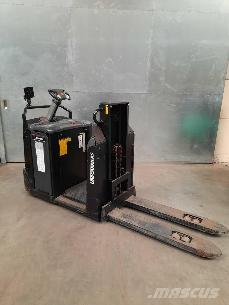 UniCarriers OEP120 Lavtløftende plukketruck
