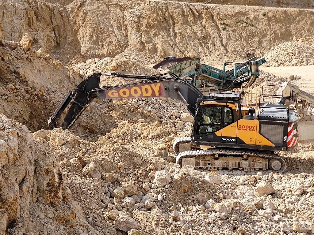 Volvo EC 250 EL Beltegraver