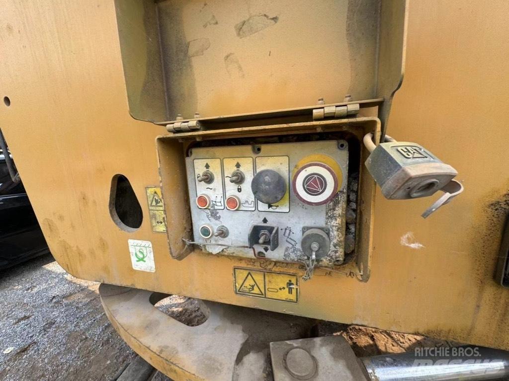 CAT PM 200 Asfalt-kaldfresere