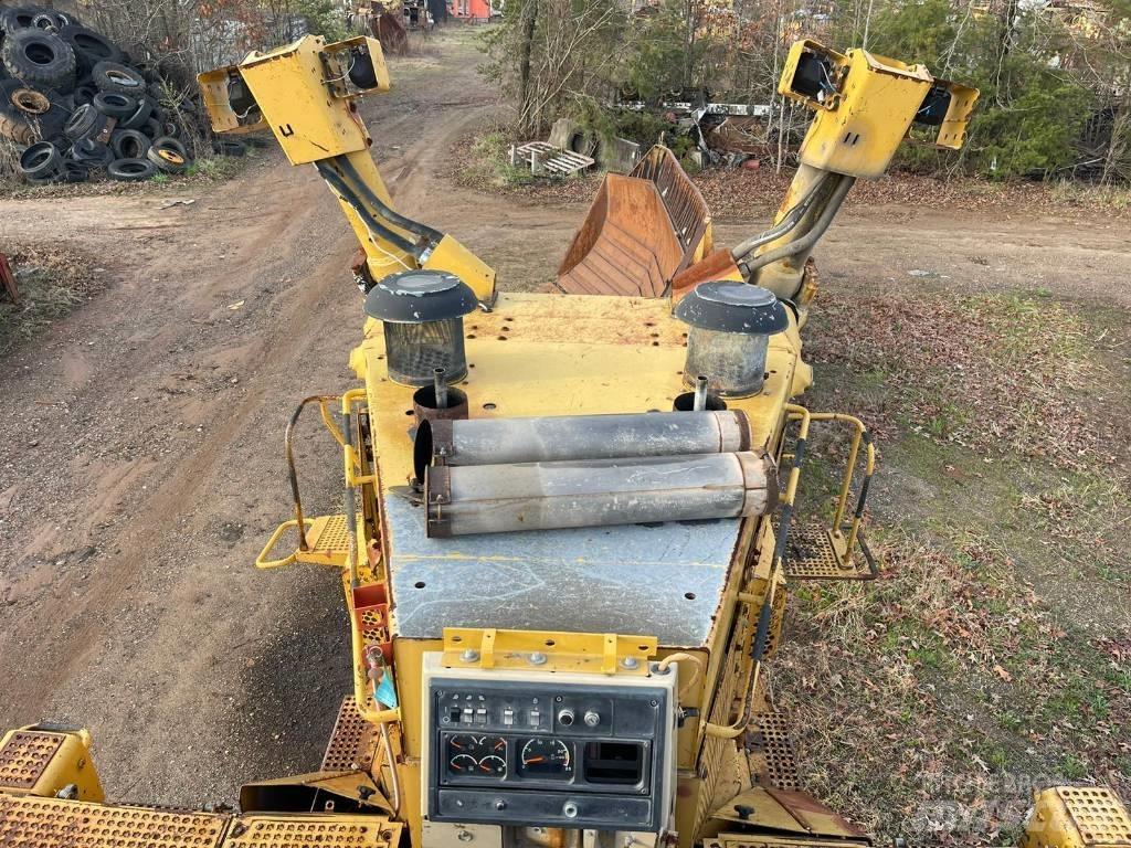 CAT D 11 R Dozere Beltegående