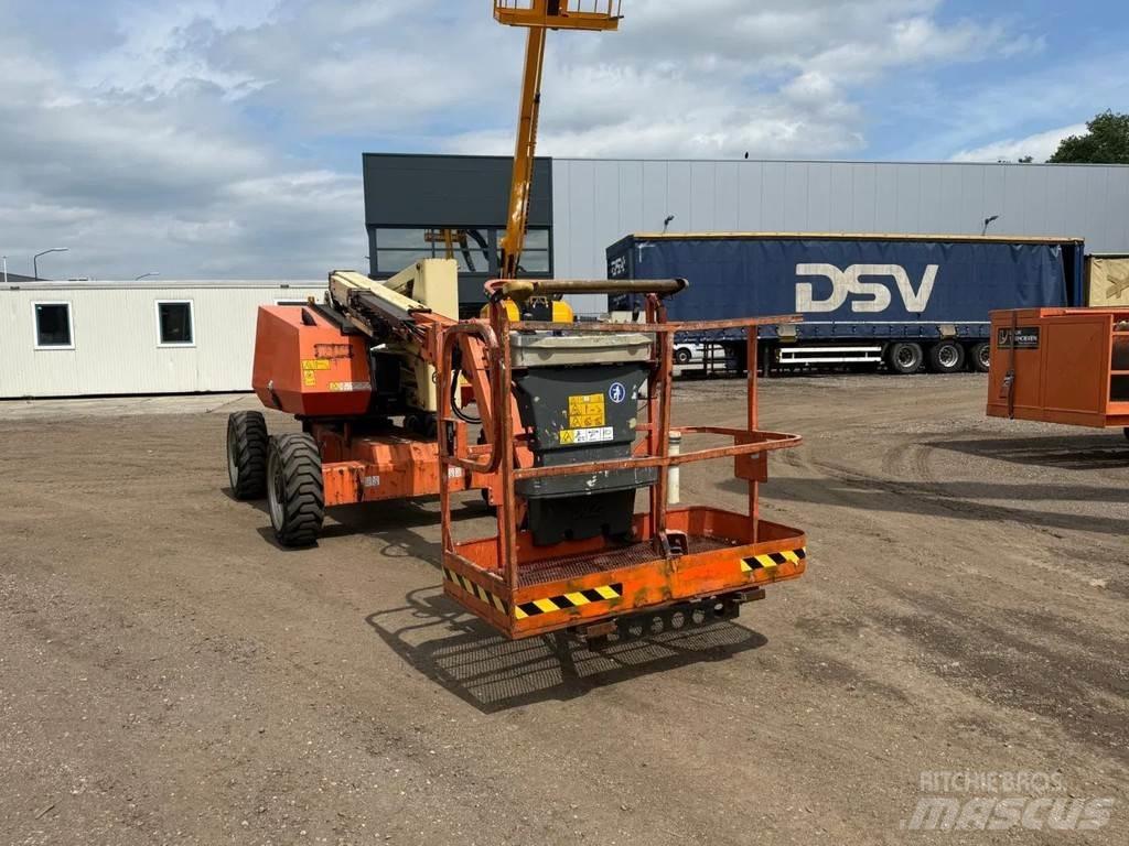 JLG 340 AJ Leddede bomlifter