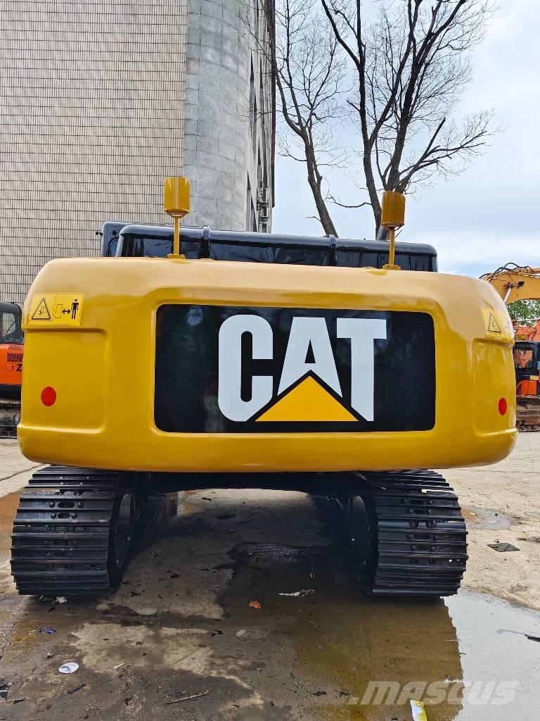 CAT 330D2L Beltegraver