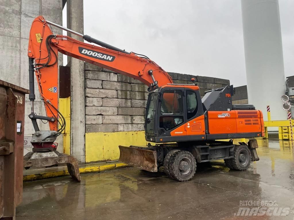 Doosan DX 210 W - 5 Hjulgravere