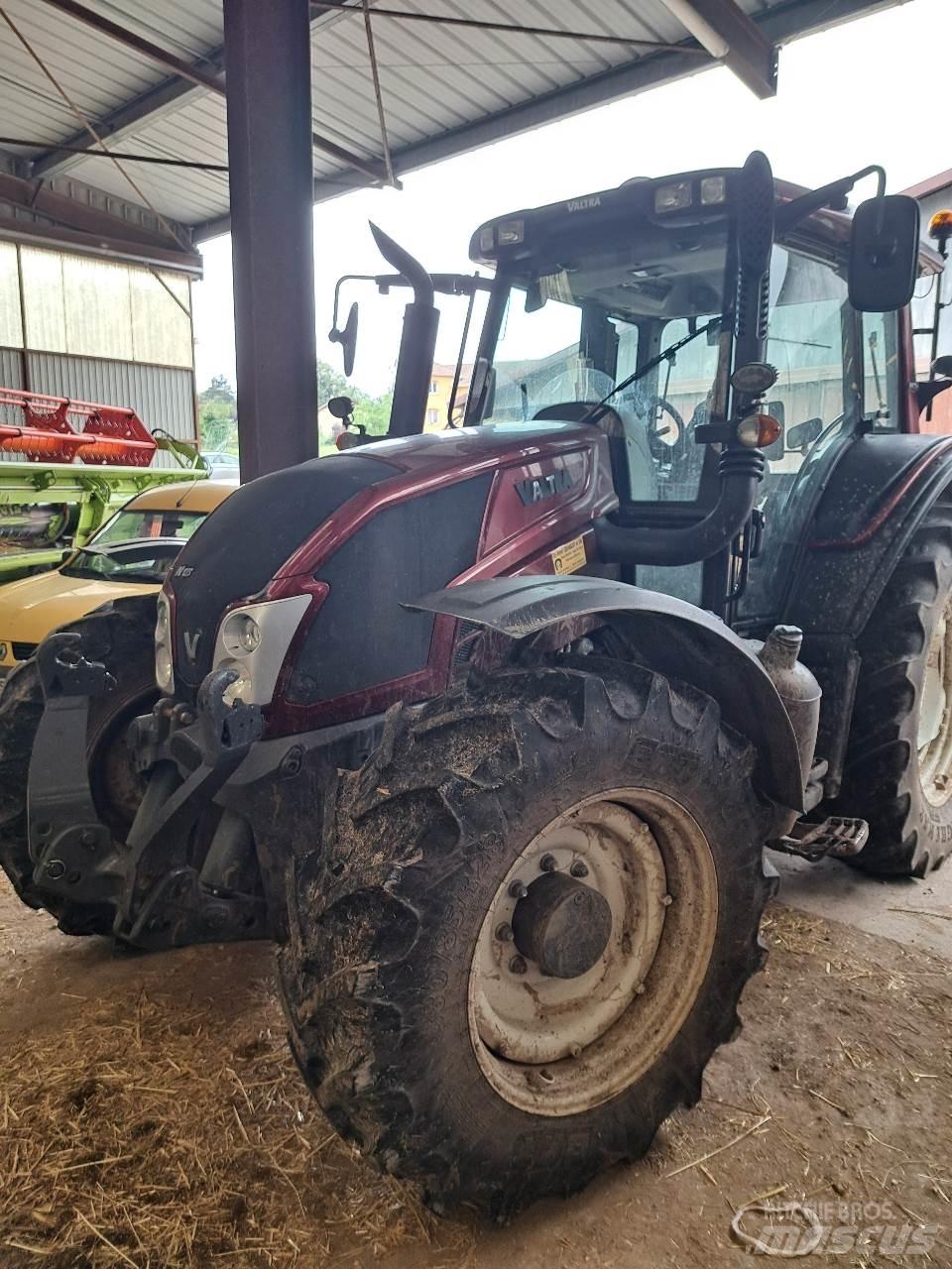 Valtra N123 Traktorer