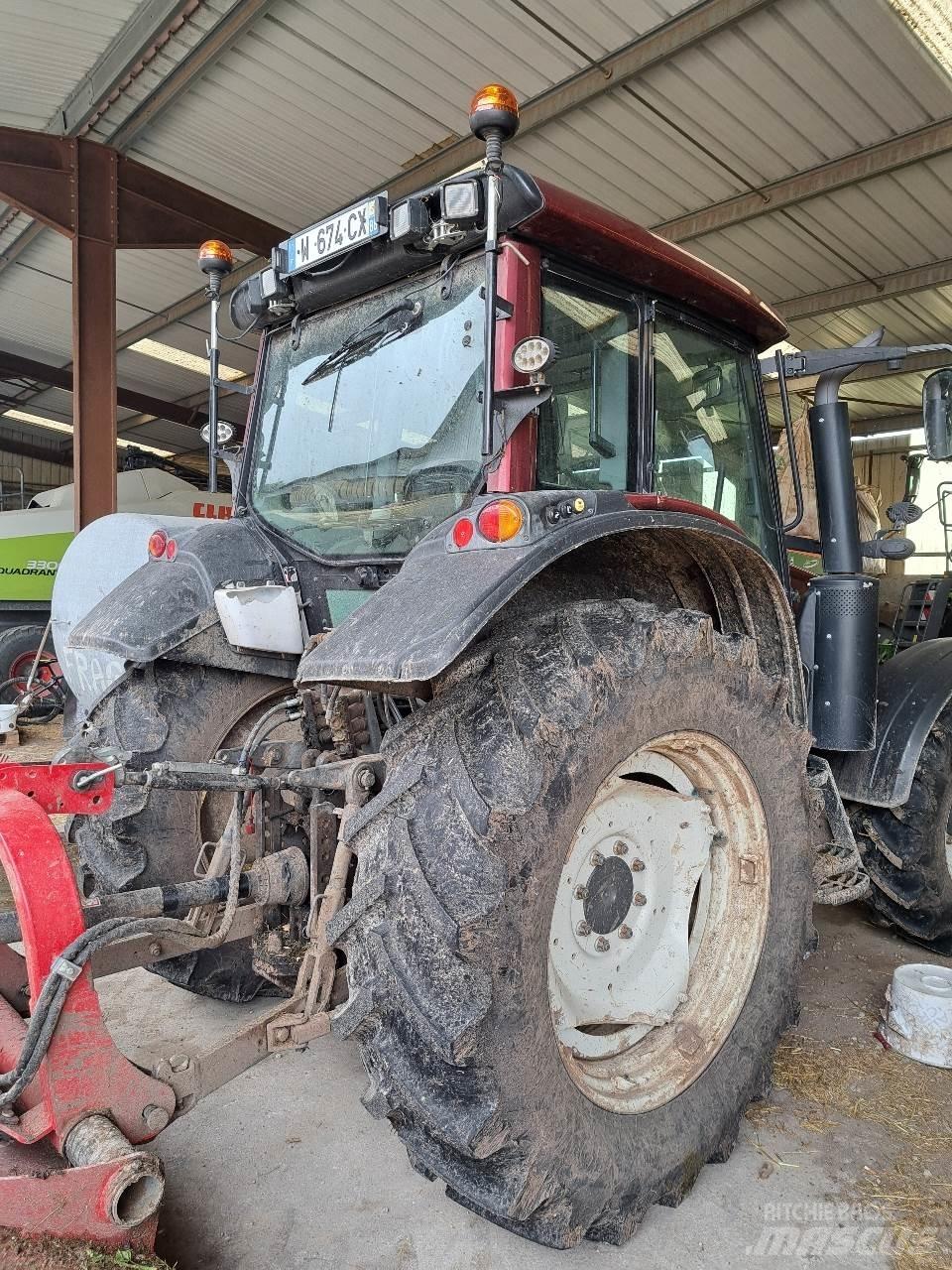 Valtra N123 Traktorer