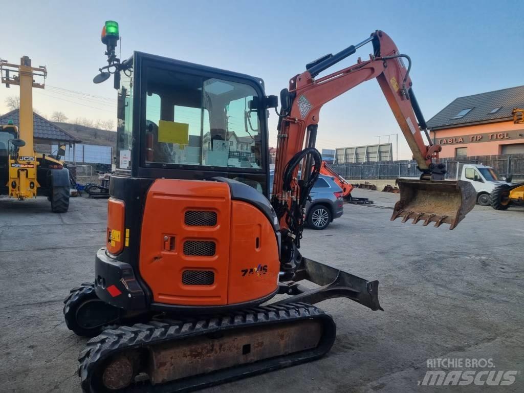 Hitachi Zaxis 33 Minigravere <7t