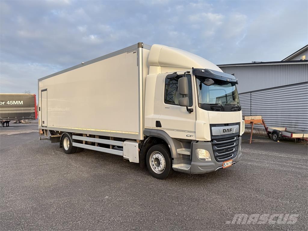 DAF CF 300 FA 4X2 Skapbiler