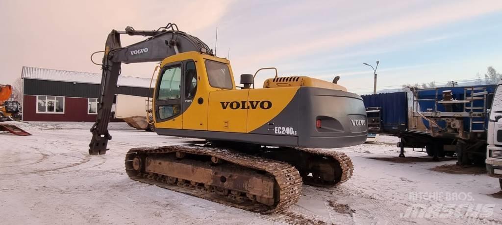 Volvo EC 240 C L Beltegraver