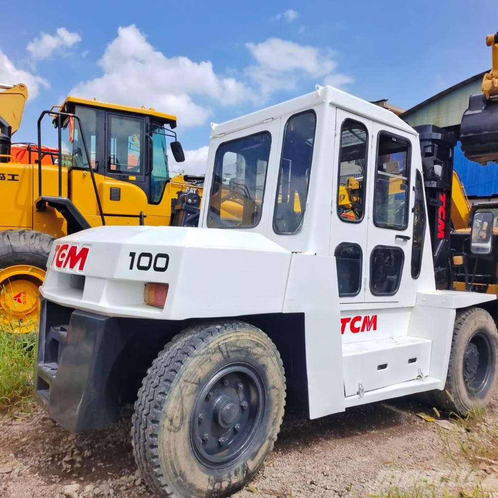 TCM FD 100 Diesel Trucker