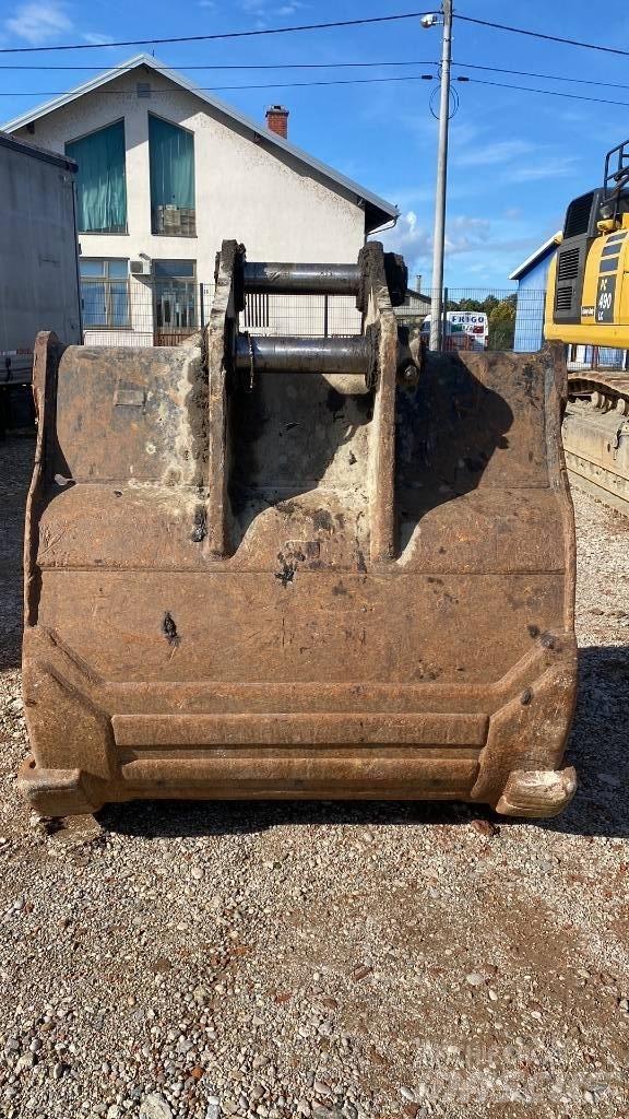 Komatsu 490 LCD-11 Beltegraver