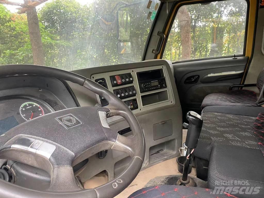 XCMG XCT100 Allterreng kraner