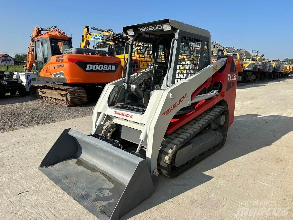 Takeuchi TL130 Dozere Beltegående