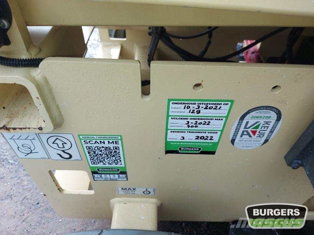 JLG 3246ES Sakselifter