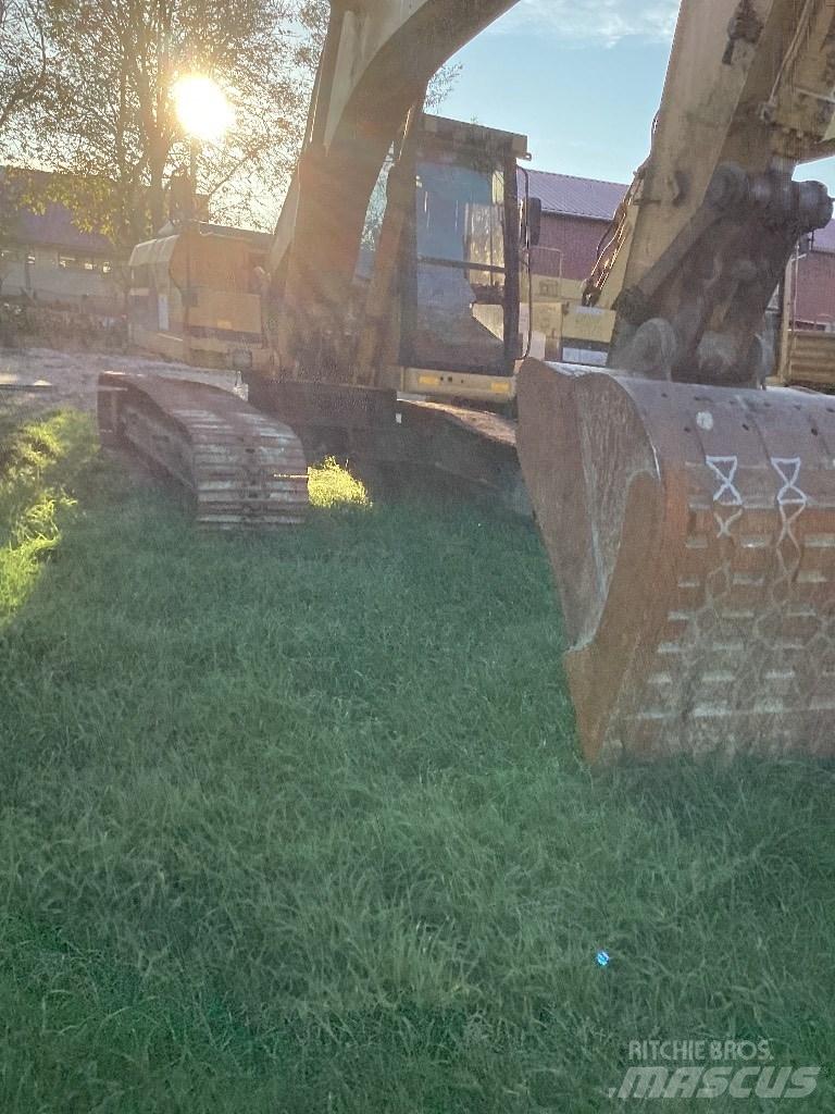 CAT 320 L Beltegraver