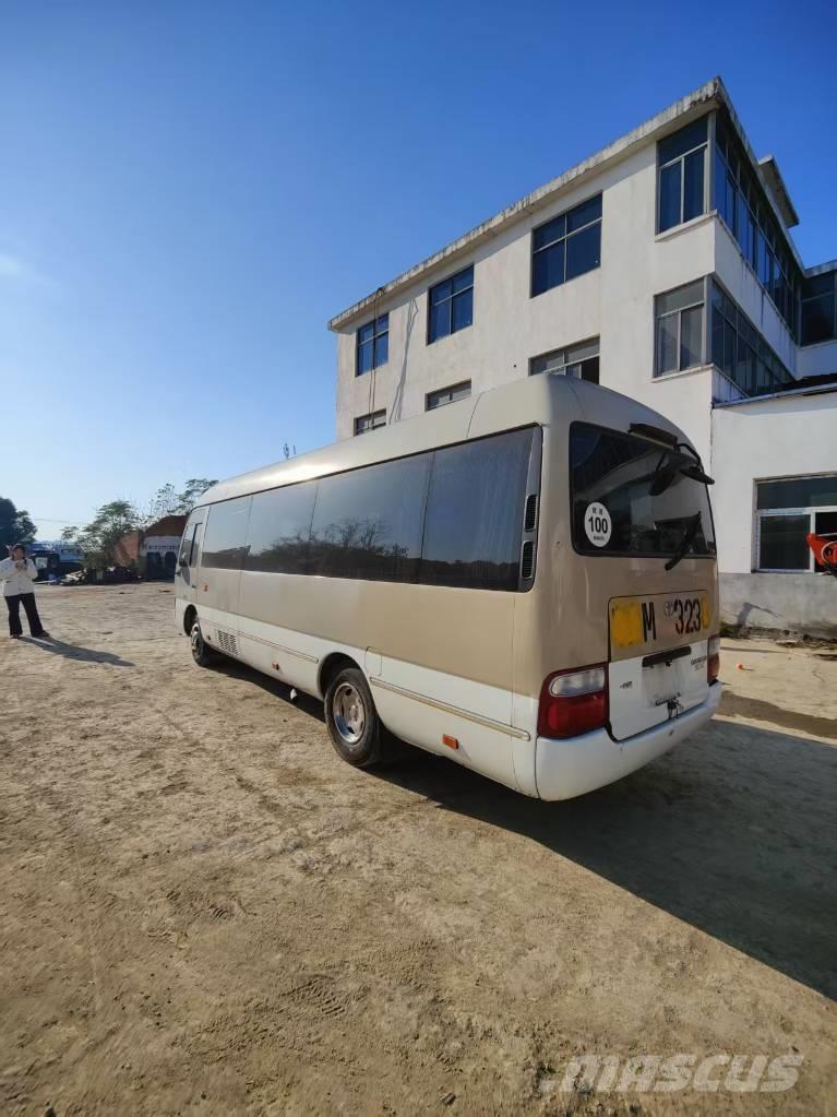 Toyota Coaster Intercity busser