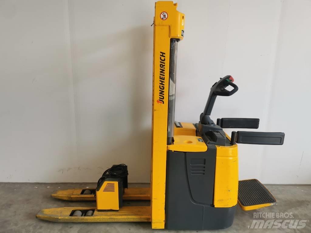 Jungheinrich ERC 214 Stablere