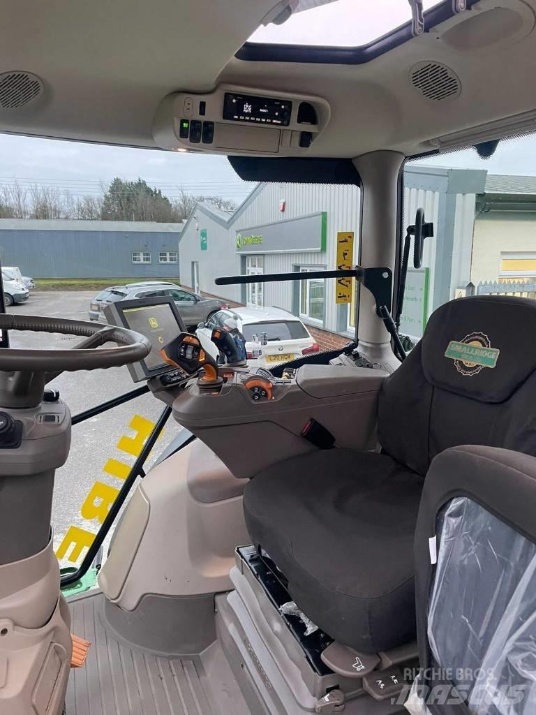 John Deere 6R215 Traktorer