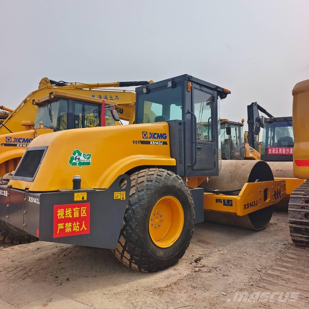 XCMG XS 143 J Valsetog