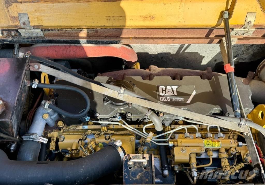 CAT M 318 D Hjulgravere
