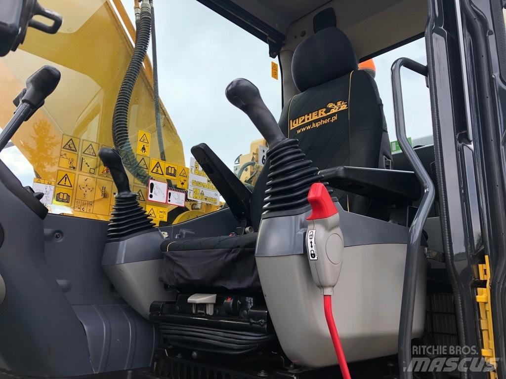 Komatsu PC210LC-11 Beltegraver