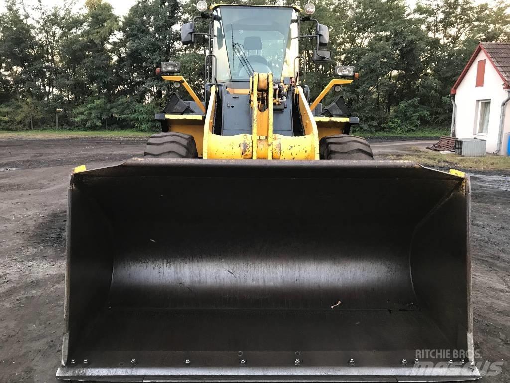 Komatsu WA320-5H Hjullastere