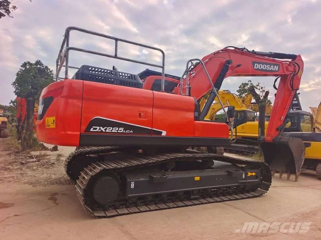 Doosan DX 225 LC-9C Gravemaskiner med lang bom