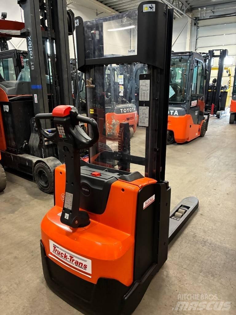 Toyota SWE140L Ledestablere