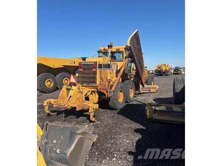 CAT 160 H Veihøvler