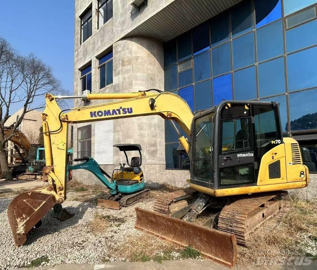 Komatsu PC70 Beltegraver