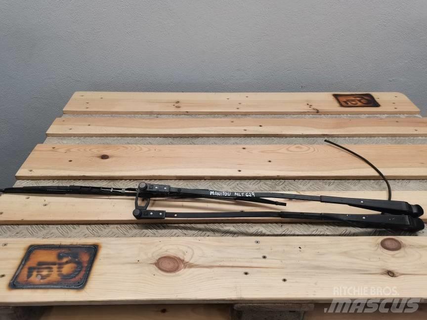 Manitou MLT .... wiper Førerhus og Interiør