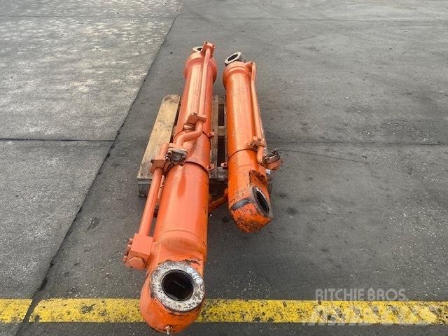 Fiat-Hitachi FH 450 Hydraulikk