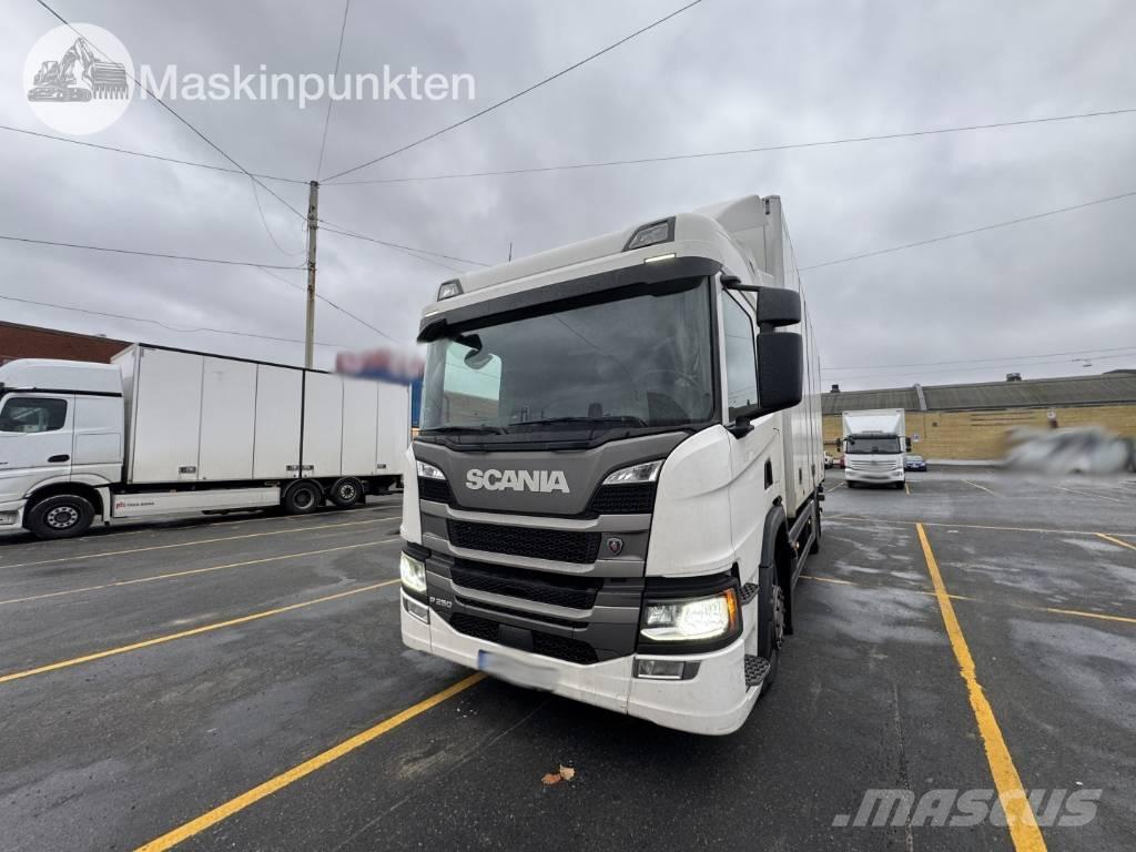 Scania P 250 Skapbiler