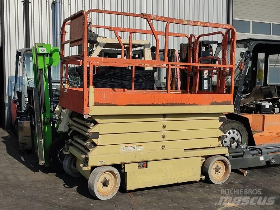 JLG 2646 E 2 Sakselifter