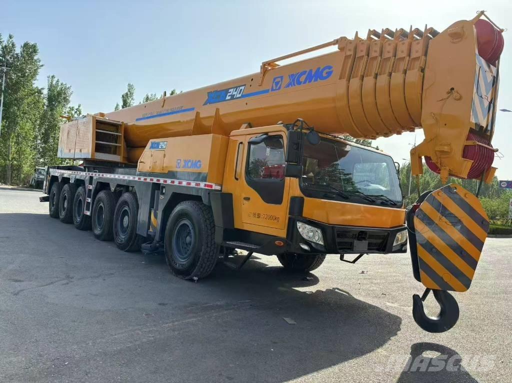 XCMG XCA240 Røff terreng kraner